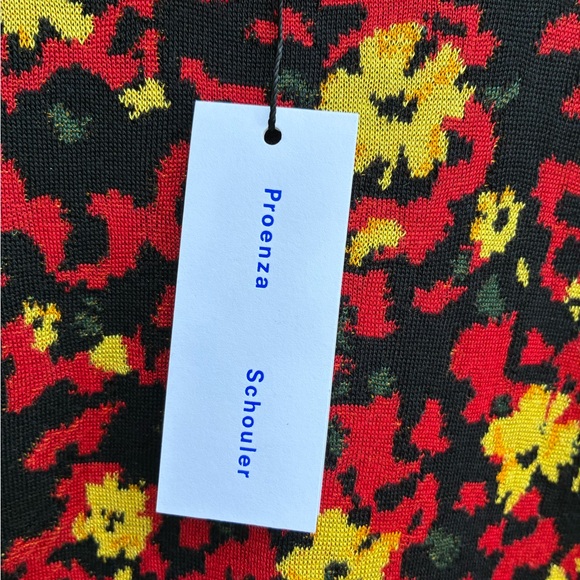 NWT Proenza Schouler in Tomato Red Floral Pattern Knit Size Large - Picture 4 of 6